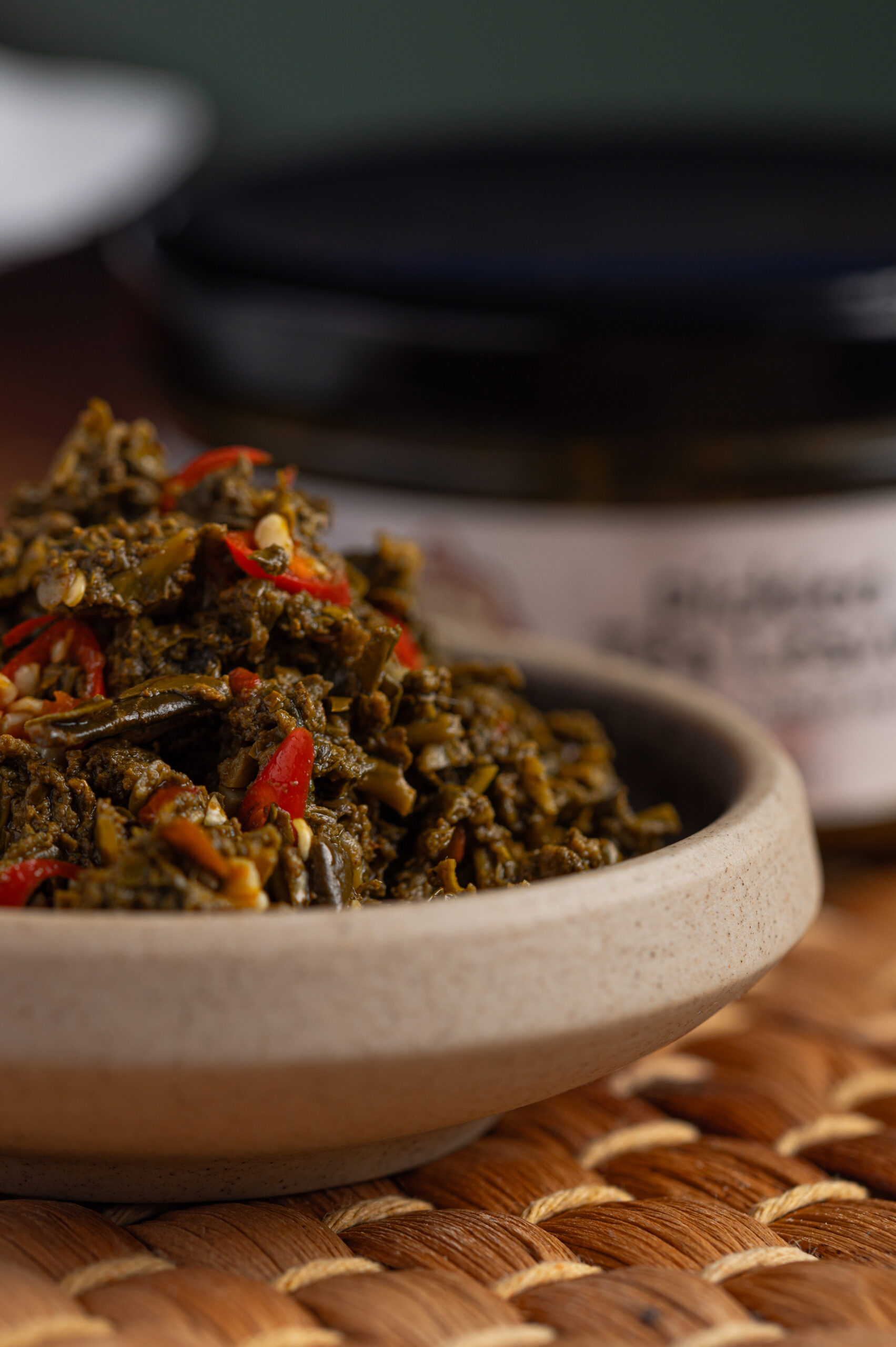 Pickled Tea Leaves with Chilli Garlic & Lime 300g - Image 3